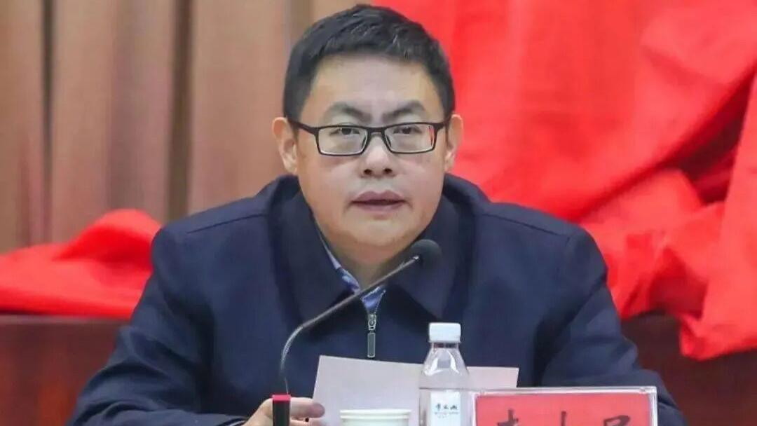 从政坛新星到跌落深渊——大连原副市长李大民的“双开”之路与警示