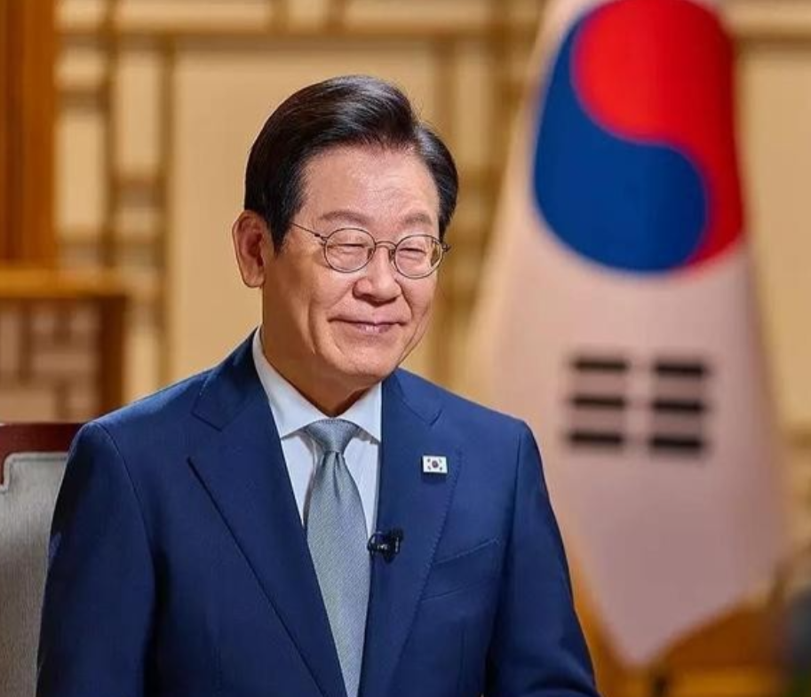 23日，韩国总统李在明在韩中关系议题上明确表示：“尽管韩国与中国在理念及政府体制