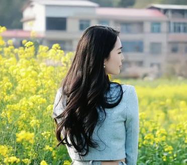 我是这里最美的花??????～