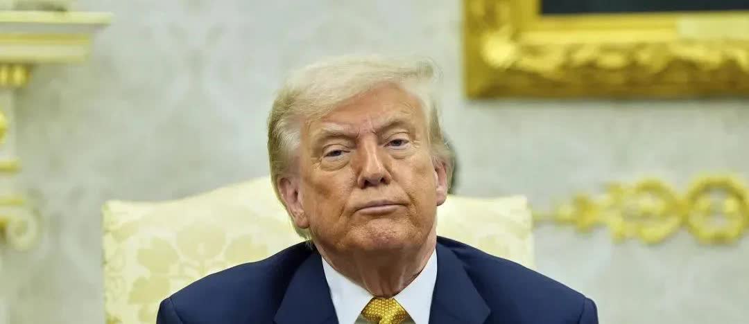 白宫：总统累病了！

不得不说，美媒眼贼尖，特朗普总统上周显示游刃有余看了一