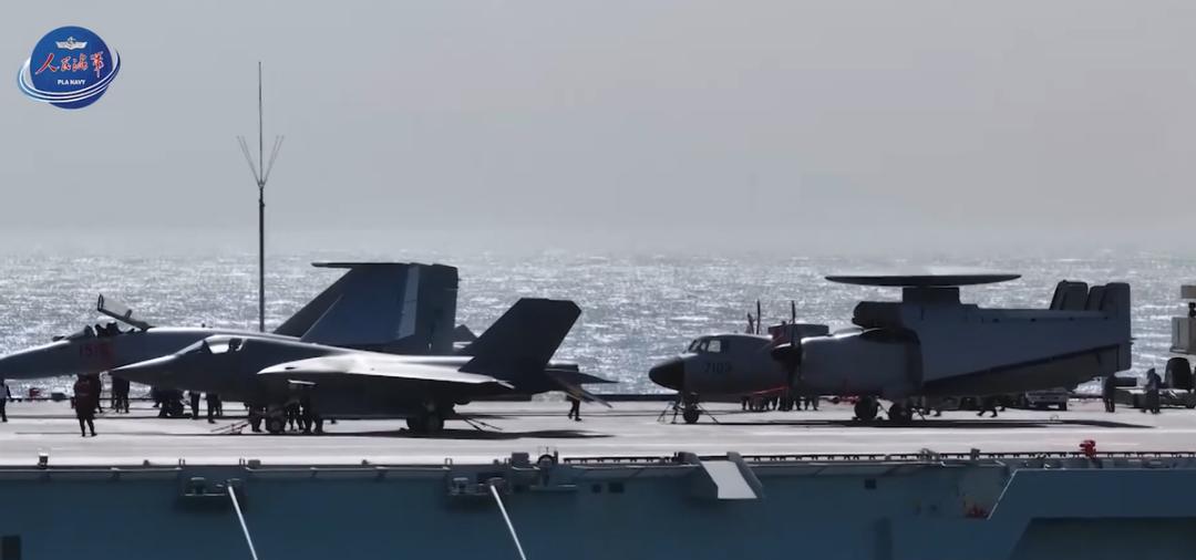 这次是歼-15T、歼-35和空警-600，这三款完全不同类型的舰载机，均通过电磁