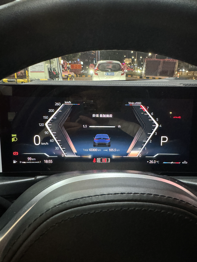 猛猛开还能有710公里的续航
又到了加油的时候，距离上次加油过了半个月，正好看看