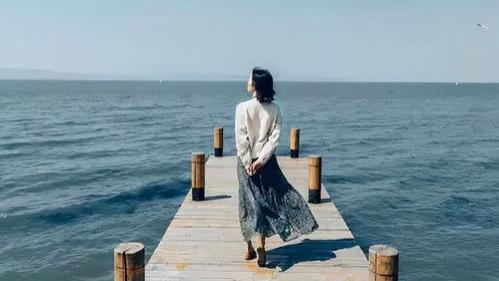 人在江湖，要想不吃亏，聪明人都会做到这4点