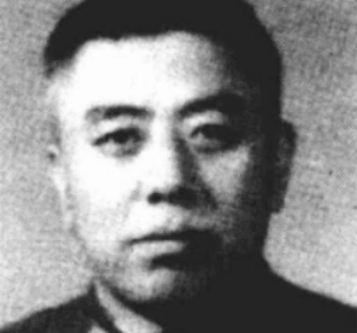 1979年越南战争正式结束，42军126师的副师长赵连玉在返回祖国大陆的途中，不