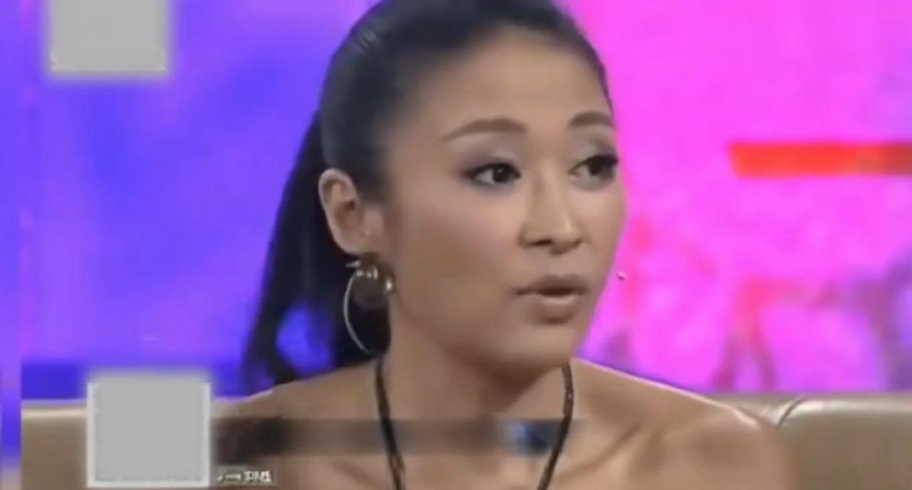 演员梁静说：“有次我洗澡的时候，我的浴液快用完了，我就加了点水，洗完我就忘了，然