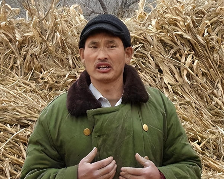 草根歌手朱之文的传奇人生！
他家里穷得叮当响，11岁父亲去世后，就挑起了家庭的大
