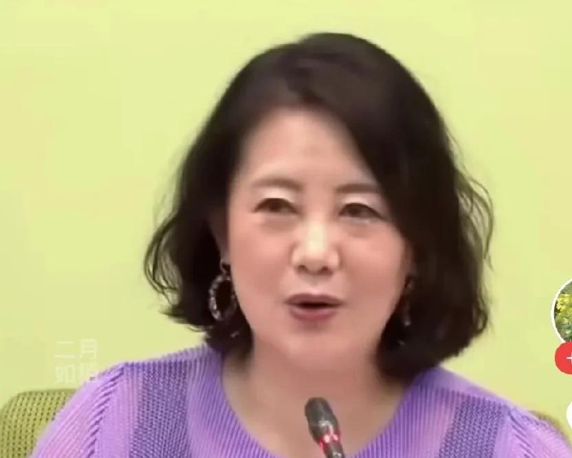 “馆长”大陆之行让民进党当局破防了，急眼了，而吴思谣更是又气急败坏了。
网红“馆