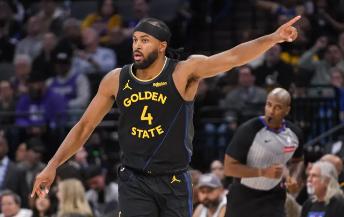 勇士队考虑在交易期送走摩西·穆迪，以此来升级侧翼。
勇士队一直不愿交易穆迪，但现