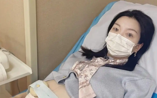 我病危时爸妈直接出国旅游