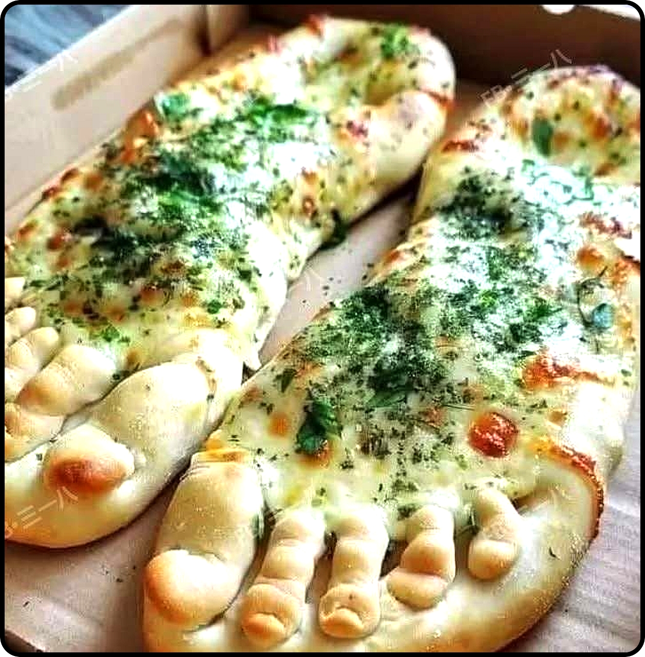 这披萨有味道！