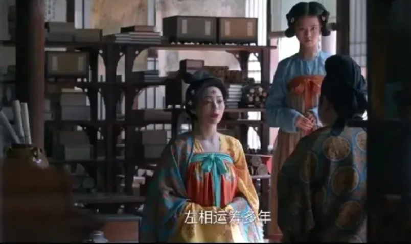 《长安的荔枝》。赵掌书接替何刺史当上刺史之后，就把“马归云”抓了起来。“你这个右