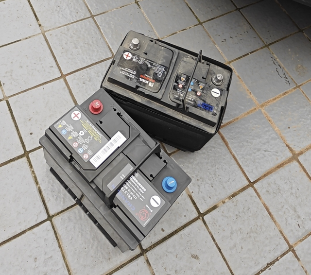 电瓶亏电更换了
年后电瓶开始频繁亏电了，去检查，说电瓶坏了，940块，加20人工