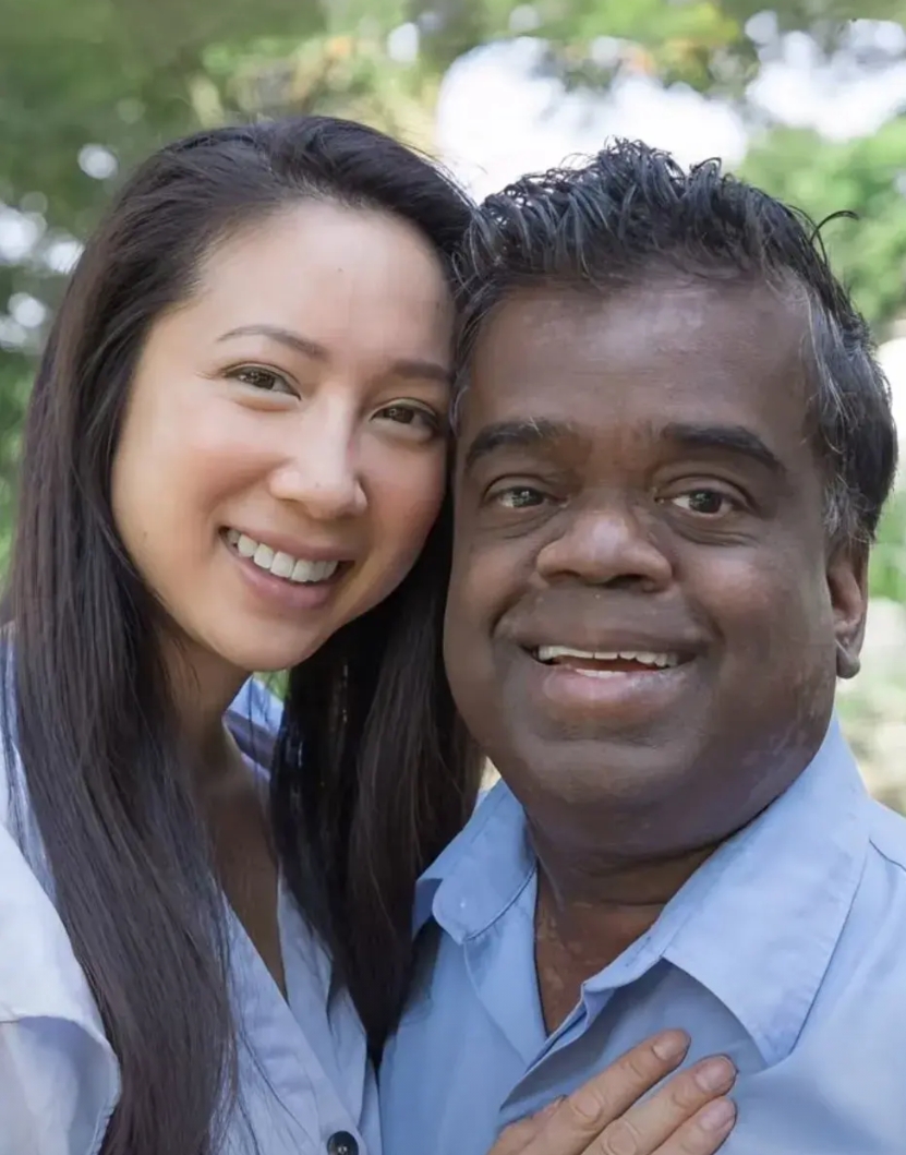 这段姻缘最难的的不是男女身高差，是女方家长竟然同意了这门亲事！
后来才知道，这位