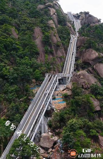 天啊，这也太牛了吧……
江西上饶灵山，竟耗资1.3亿，为游客打造10级登山扶梯，