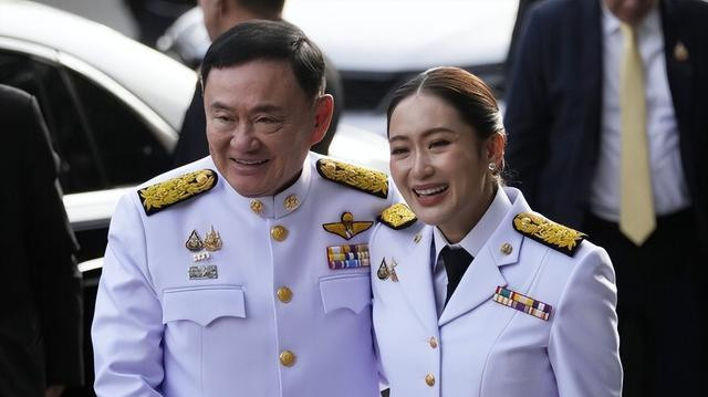 访华归来的泰国总理，迎来了第一个危机，泰国又要“变天”了？
