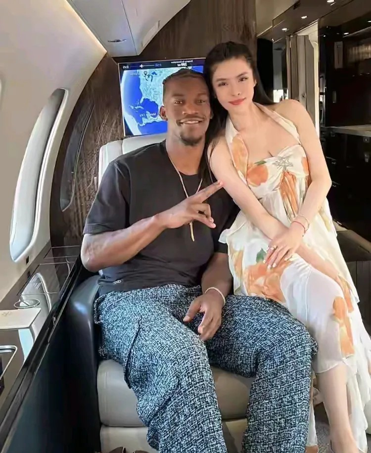 休赛季的巴特勒，妥妥的人生赢家