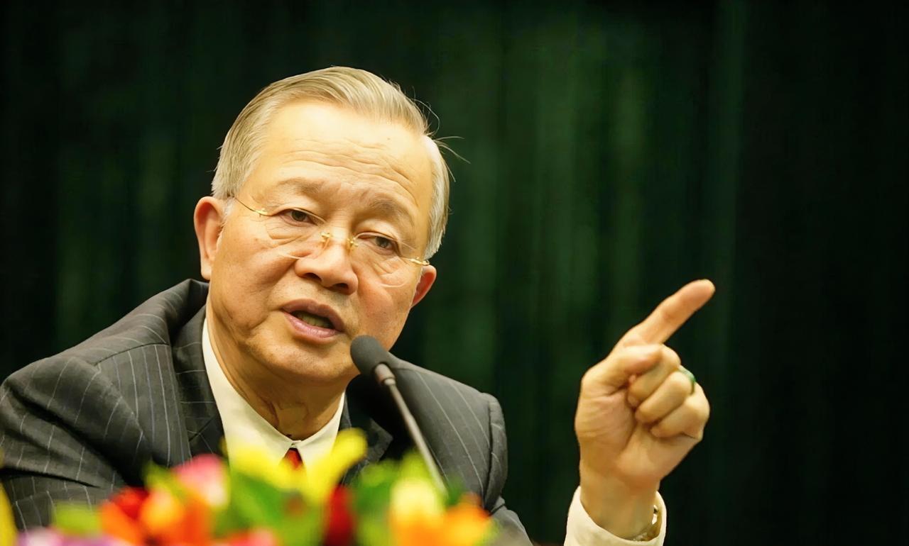 台湾学者曾仕强说：“如果你的磁场足够强，福报足够大，那么谁欺负你谁倒霉，这一点不