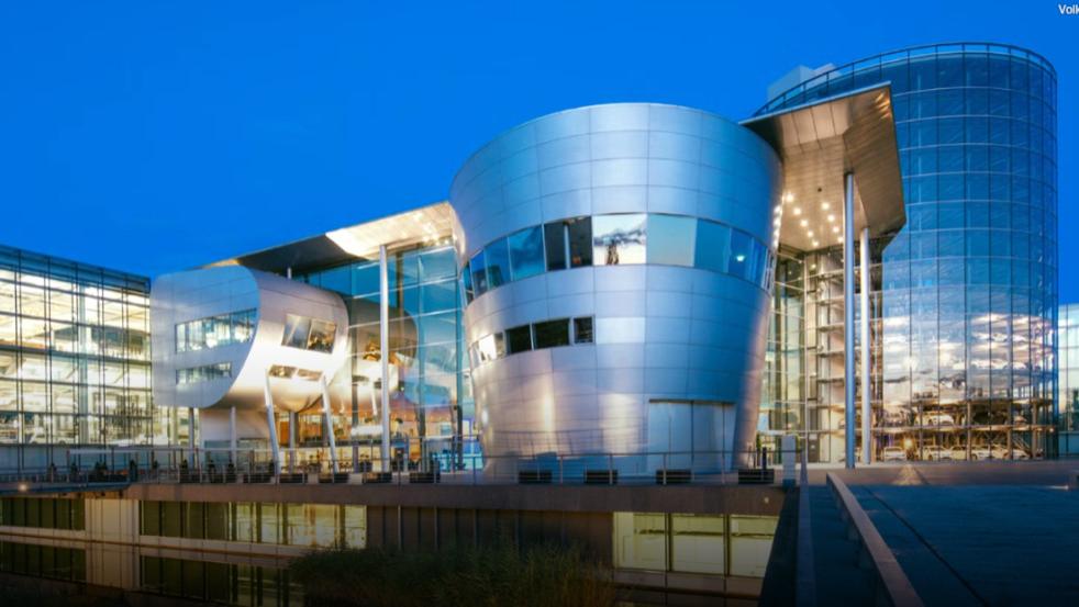 新能源乘用车出口排名；大众首次关停德国本土工厂；尊界S800销量破万；欧拉5限时9.18万起...