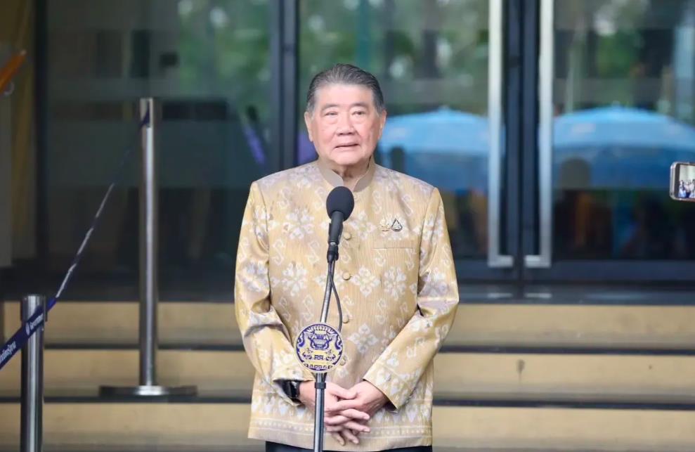因再次有士兵重伤泰国总理宣布召回大使降低与柬埔寨外交关系级别
 据《曼谷时报》7