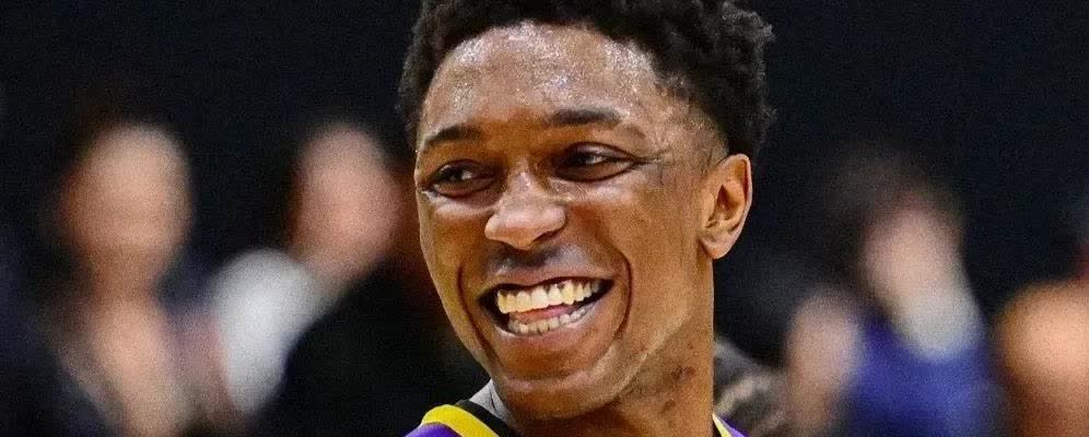 毁天才只需要一通电话

安吉把湖人叫去，交易完成那一刻，他就被扔出NBA大门