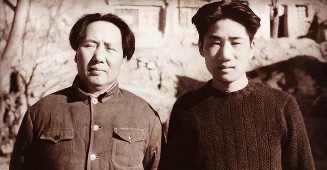 杨开慧牺牲15年后，毛岸英揭露母亲遗言，毛主席听后泪流满面。
杨开慧，1901年