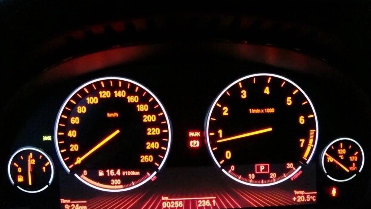 电动车与燃油车的维修成本相比有哪些差异