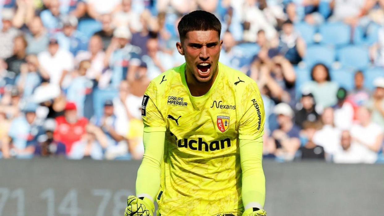 500万没续700万挽回？米兰欲为迈尼昂匹配顶薪，备选法甲两门将