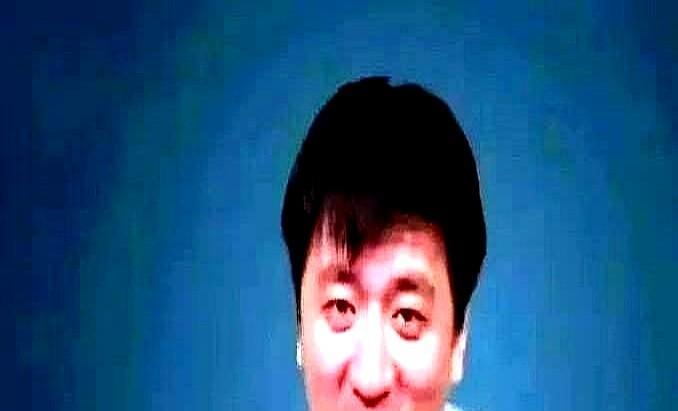 张雪峰老师说，现在找工作最难的
不是农民工，大专生，985，211毕业生，
更不