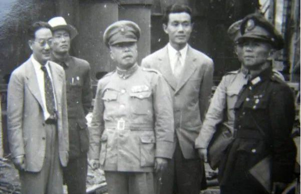 1950年，国军上将陈仪被押赴刑场执行枪毙。监刑的蒋鼎文给他送来了酒菜，然而陈仪