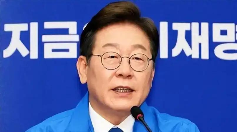 韩媒声讨李在明！
前几天，韩国的《朝鲜日报》发了一篇社论，公然质疑李在明政府在对