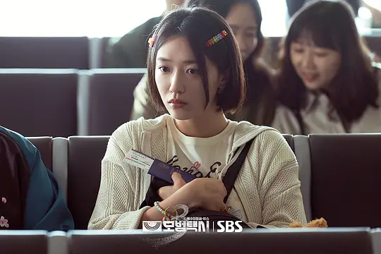     《模范出租车3》制作团队在高能打斗与精密计谋中，始终穿插角色成长线——金