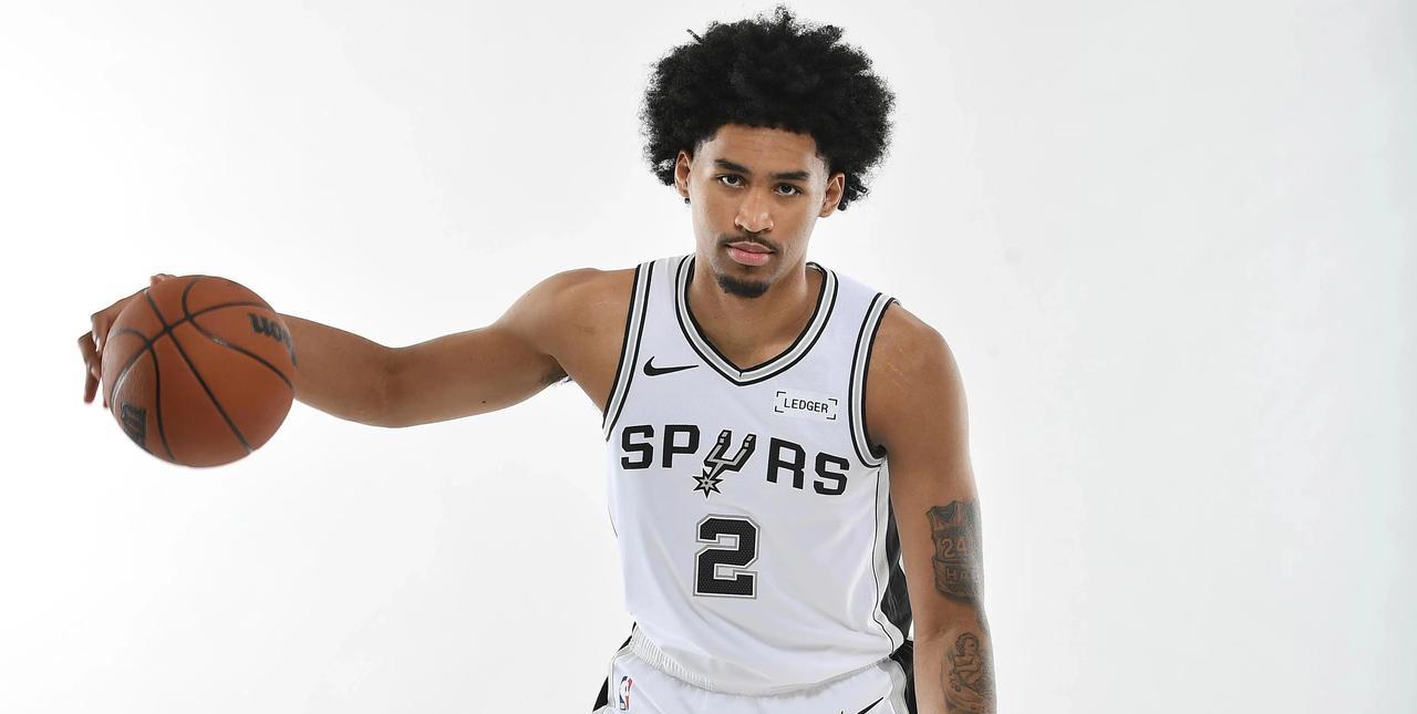会打替补吗
身为2025年NBA选秀榜眼，迪伦·哈珀对在马刺可能打替补的境遇，有