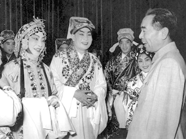 梅兰芳不想去日本演出，周总理说了几句话，让他欣然前往