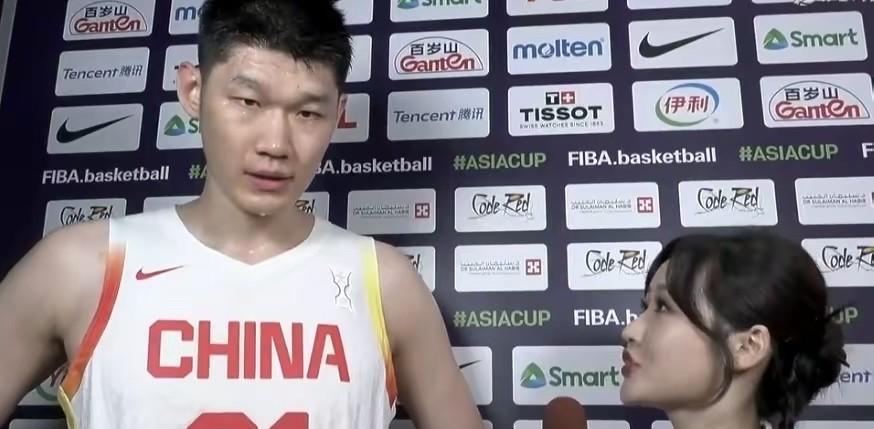 中国男篮93-88战胜沙特，中国男篮本场表现最好的4人。
1、胡金秋（20分5篮
