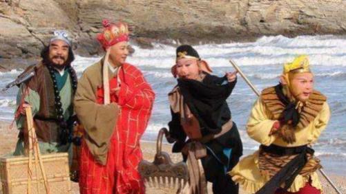 从猪八戒“ 挑担”与他不做“挑夫”说起