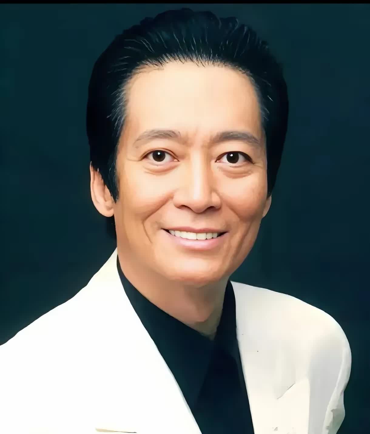 原TVB演员方刚去世。
说实话，听到方刚这个名字并不知道是谁，但是一看照片恍然