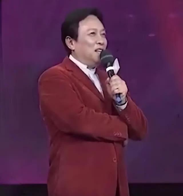 终于搞明白了

73岁唐国强至今仍频繁参与综艺和影视拍摄
​不是为了刷存在