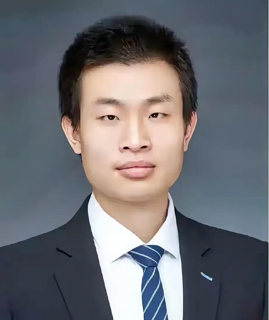 韦神找个老婆吧！年薪百万元还这么节俭，省下来的钱给谁花呀！找一个美丽心善的女孩嫁