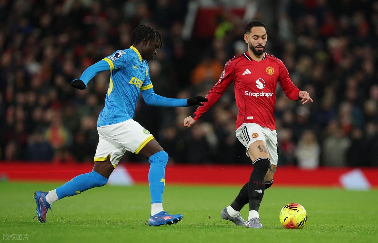 曼联1-1狼队，赛后评分：不是齐尔克泽第一，狼队15号排第一