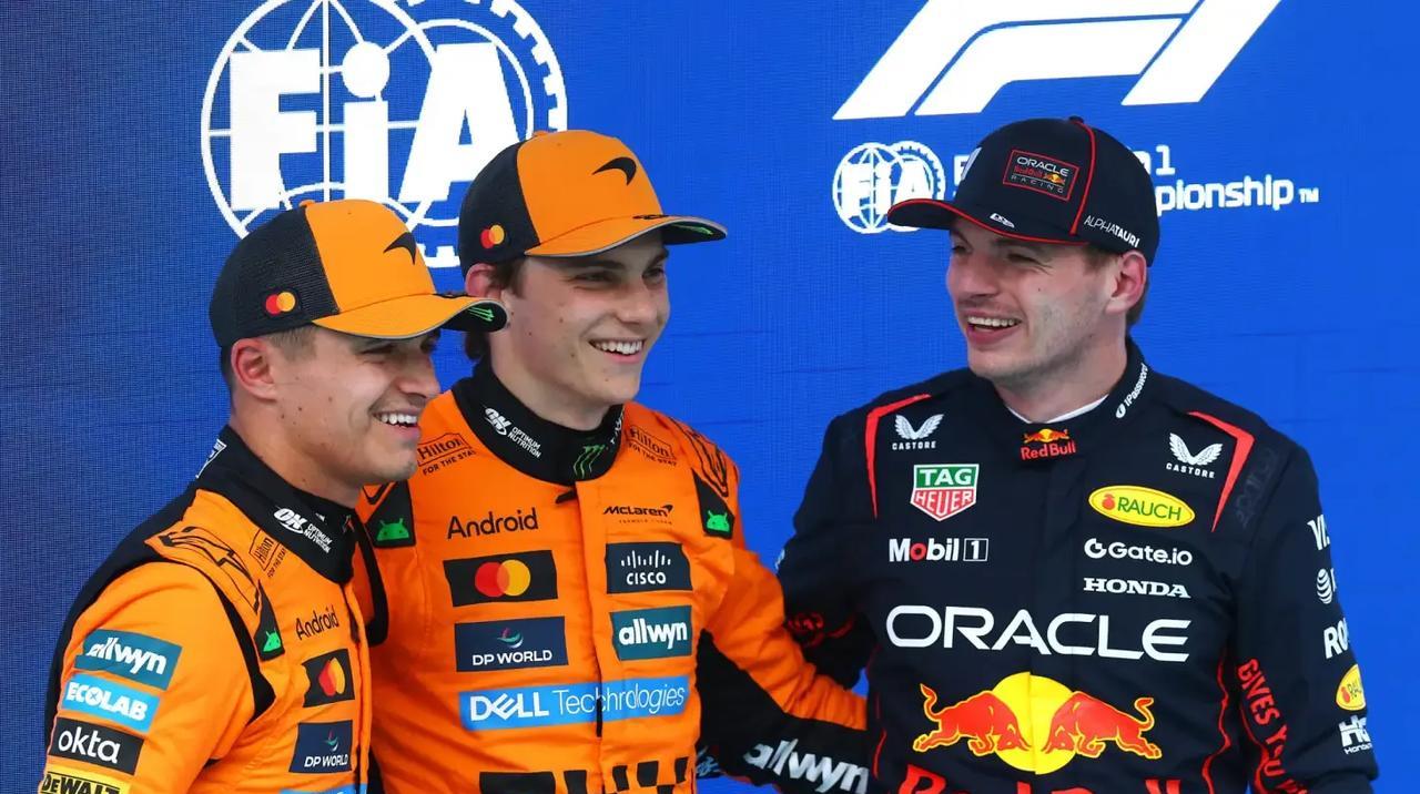 #f1# 红牛在2023年创下的积分记录很可能在今年被迈凯伦打破。
红牛车队在2