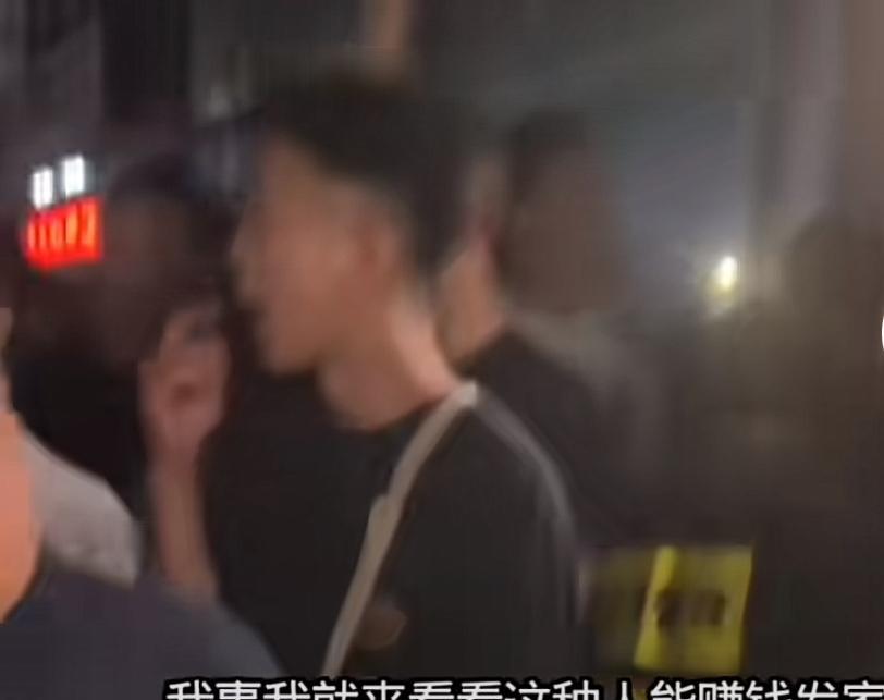 郏县饸饹面馆的爆火，只是一个最普通的导火索而已
事情已经是网红了，不去多说一句。