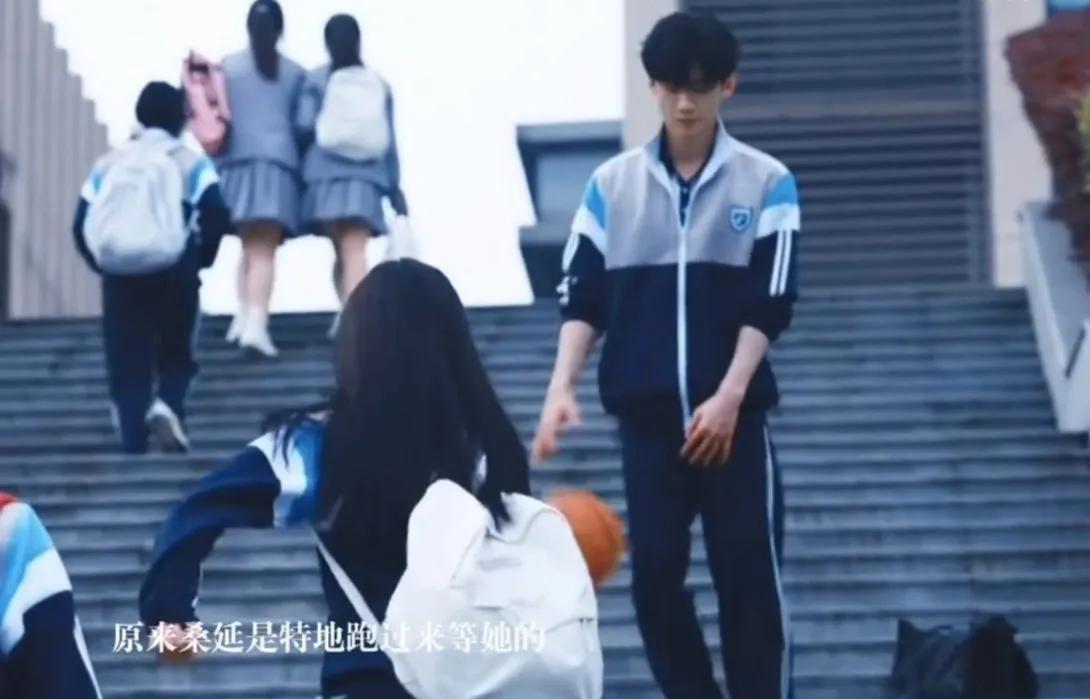 《难哄》桑延所有的相遇都是蓄谋已久
看了路透才发现这真的很纯爱啊，桑延最纯爱的那