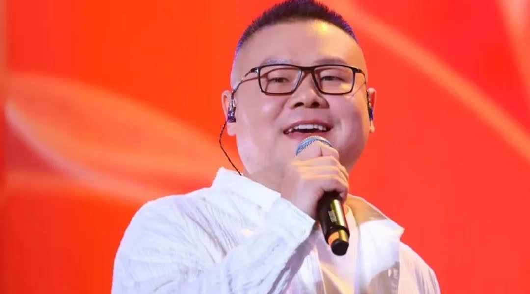 大胆推测，
昨天去看岳云鹏演唱会的人嗓子都哑了
原因也不是去喊退票喊的，而是