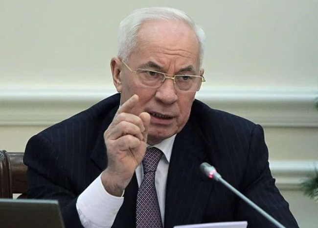 终于有了敢说实话的人了！泽连斯基现在怕了 。表示愿意在任何时间签署美乌矿产协议，