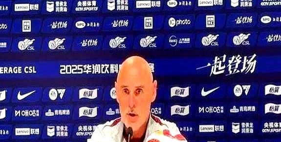 穆斯卡特携海港新援出席发布会！这位队员叫孟敬朝！
主教练撂下狠话必须拿三分，现在