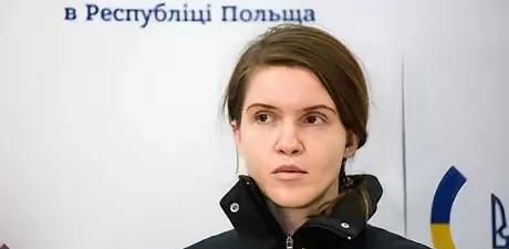 美女太敢说了
乌克兰美女议员贝祖格拉在泽连追授驾驶F16战机而牺牲的奥列克西.梅