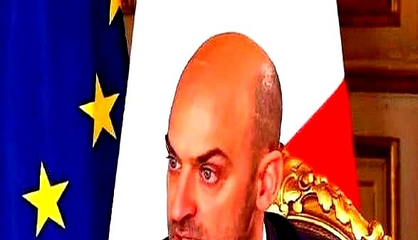 法国可能要承认巴勒斯坦国了











你绝对想不到，这世界变化得有多