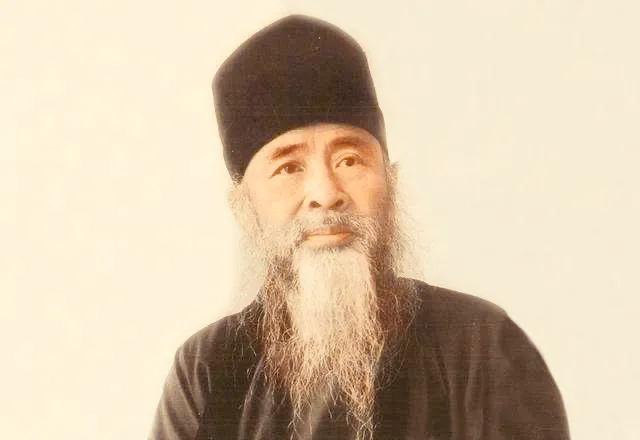 1952年，53岁的张大千在日本求艺。18岁的山田喜美子来到他的画室，羞涩地说：