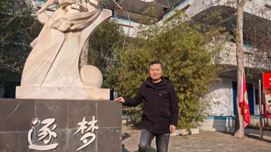 侯顺利：根植乡土，以人物画传承嵩山精神