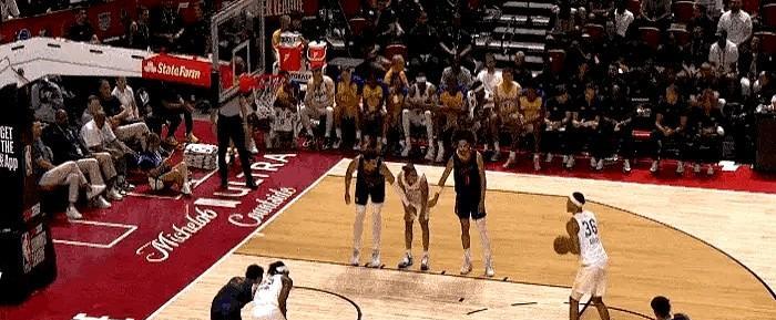 5天，从27分的全场最佳沦为1分4板。
这种表现，换你你敢给合同吗？
说的就是湖